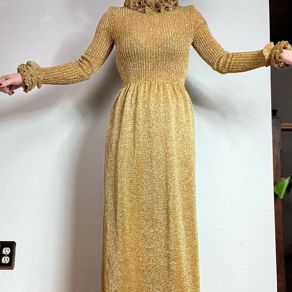 Roncelli Gold Knit Maxi Dress - Picture 3 of 16
